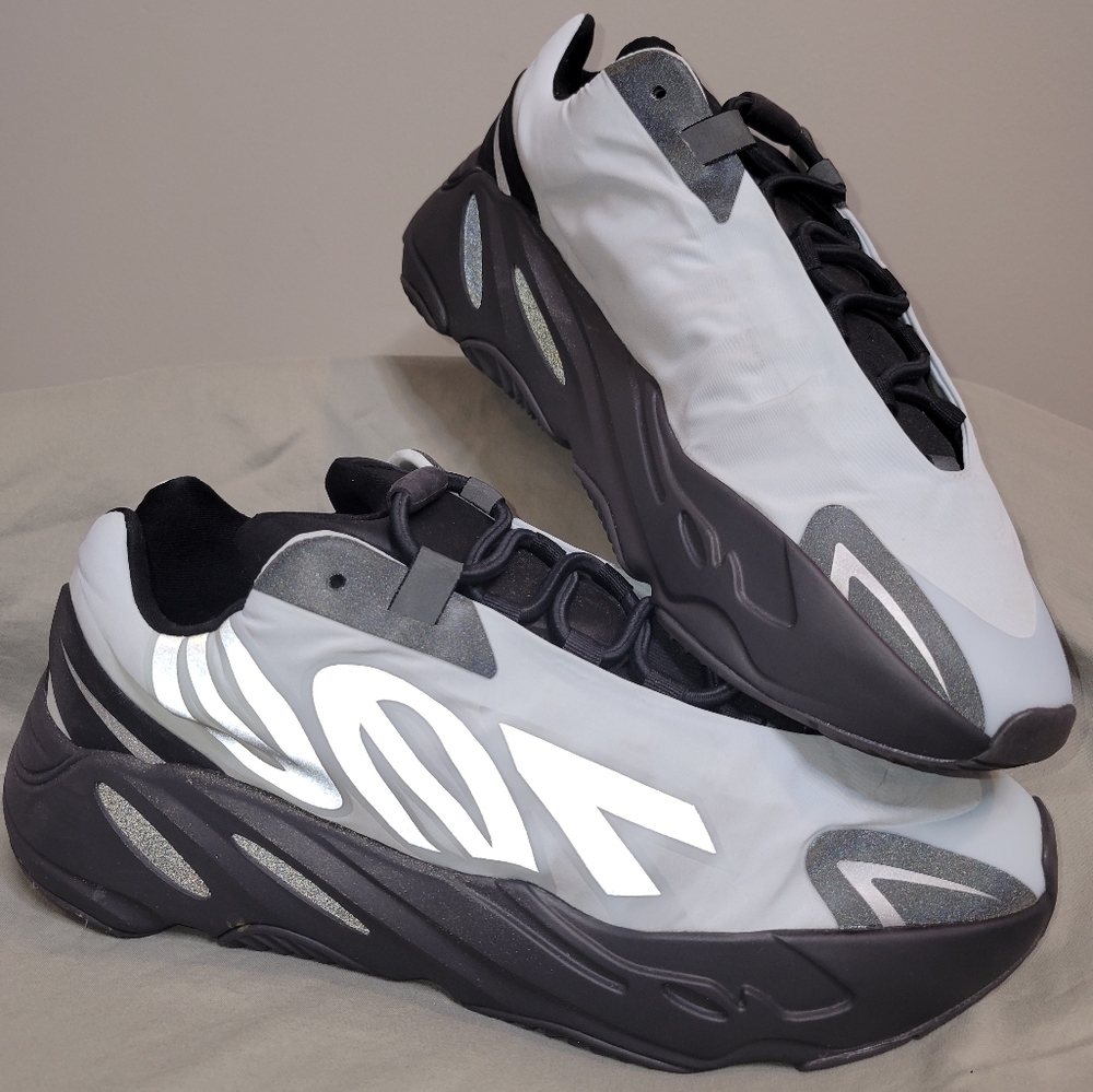 Yeezy Boost 700 MNVN 'blue tint'